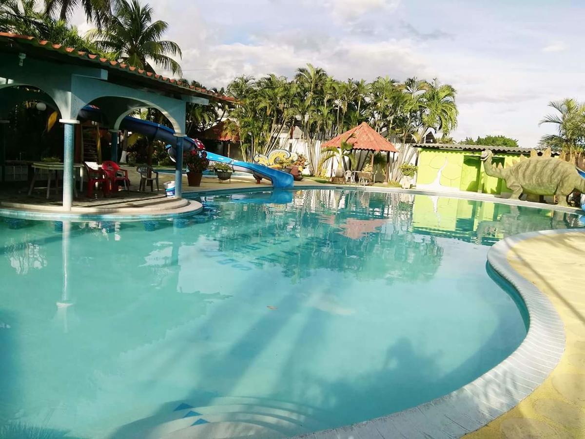 Hotel Santa Cruz Zapaca Dış mekan fotoğraf