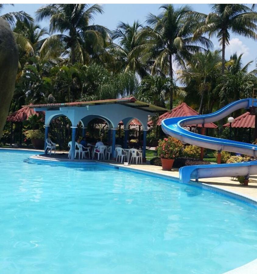 Hotel Santa Cruz Zapaca Dış mekan fotoğraf